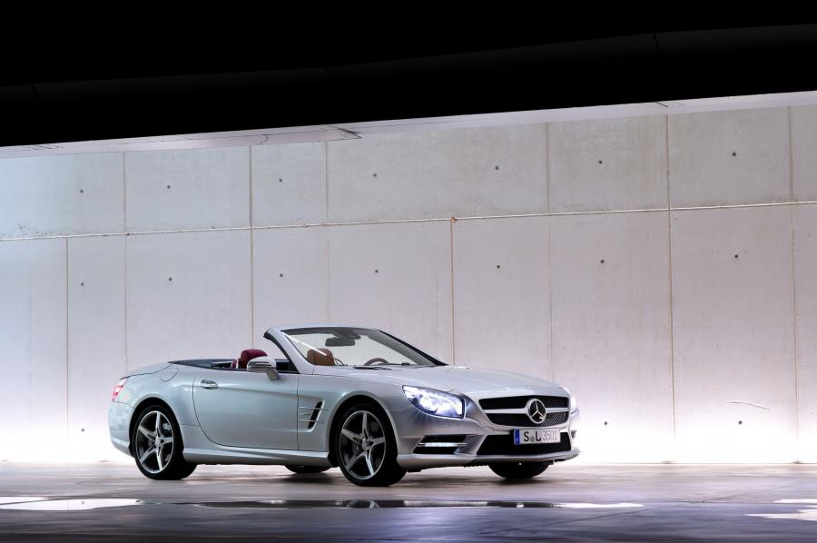  Mercedes-Benz SL-Class 2012 года  (фото 17 из 86)